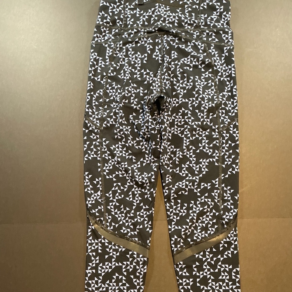 Sweaty Betty Zero Gravity 7/8 Geometric Print Leggings Size S